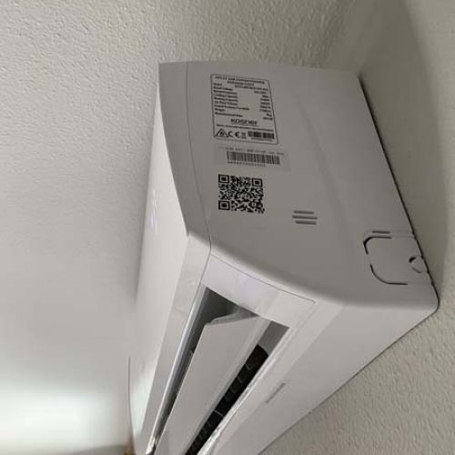 Detalle de equipo de aire acondicionado